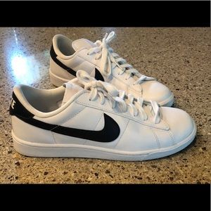 Nike Women’s Classic Tennis Shoes